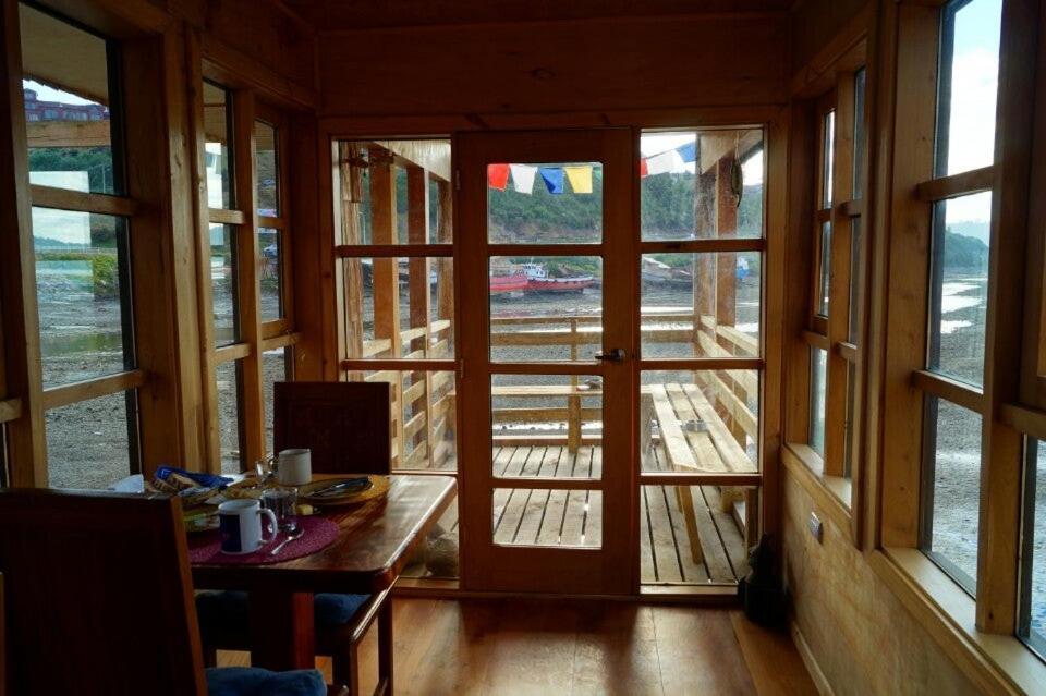 Hostal Palafito Waiwen Castro Eksteriør bilde