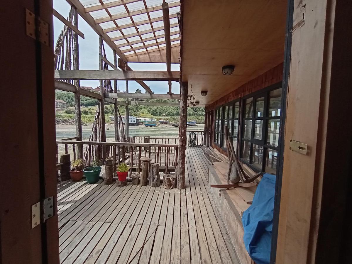 Hostal Palafito Waiwen Castro Eksteriør bilde